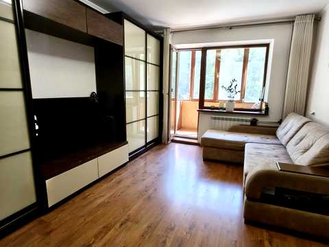 квартира за адресою Семафорна вул., 34