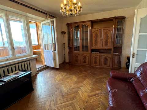 квартира за адресою Раїси Окіпної вул., 3-А