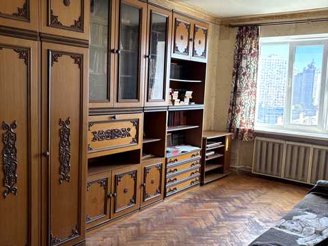 квартира за адресою Раїси Окіпної вул., 3-А