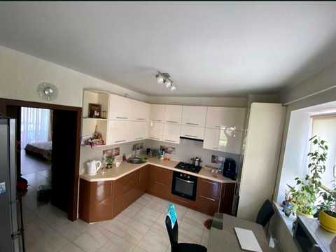 квартира за адресою Центральна вул., 30-А