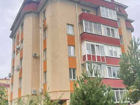 квартира по адресу Ровно, Гайдамацкая ул. (Марфи Струтинської), 43