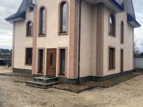 будинок за адресою Стадіонна