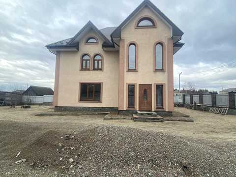 будинок за адресою Стадіонна