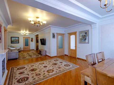 квартира за адресою Саперно-Слобідська вул., 22