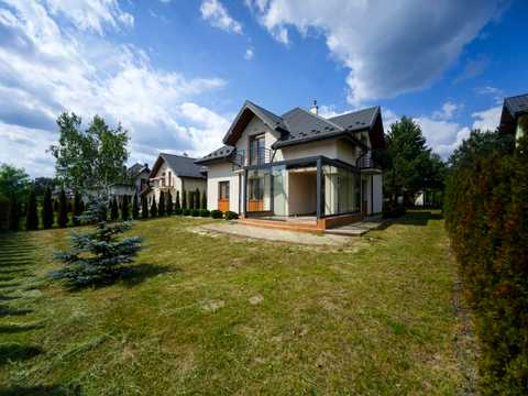 дом по адресу Паркова