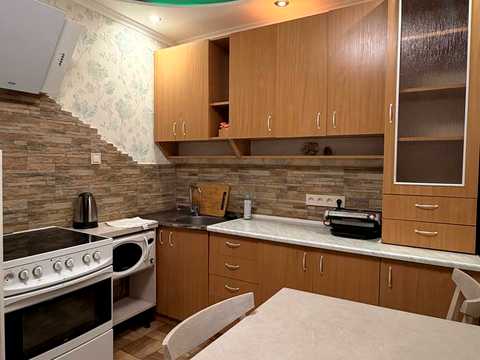 квартира за адресою Вагонна вул., 7
