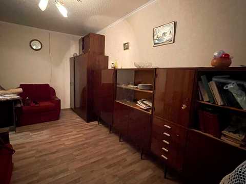 квартира за адресою Льва Ландау просп. (50-річчя СРСР), 20