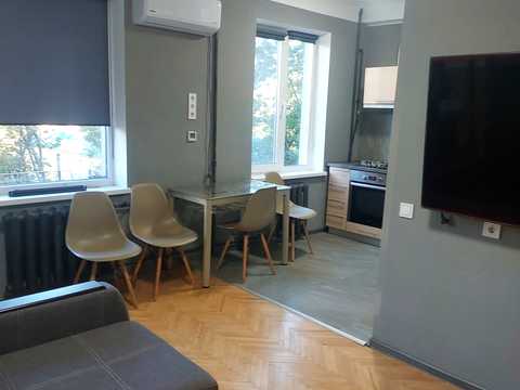 квартира за адресою Оріхуватська вул. (Бурмистенка), 6к2