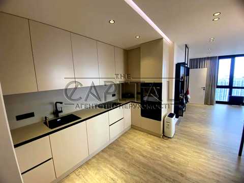 квартира за адресою Зарічна вул., 4к1