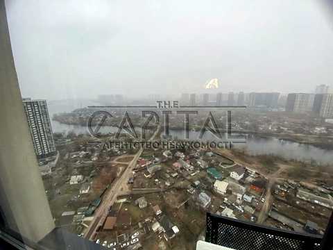 квартира за адресою Зарічна вул., 4к1