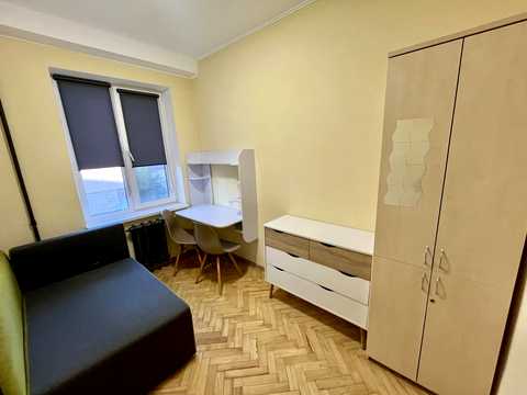 квартира за адресою Оріхуватська вул. (Бурмистенка), 6к2