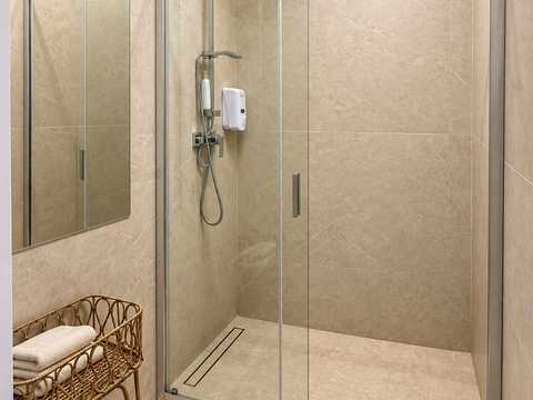 коммерческая по адресу Академика Зарифы Алиевой ул., 56