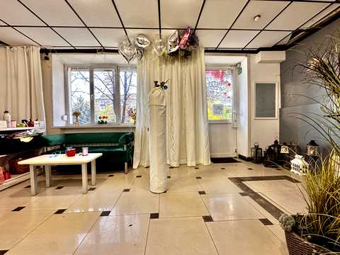 коммерческая по адресу Дегтяревская ул., 55