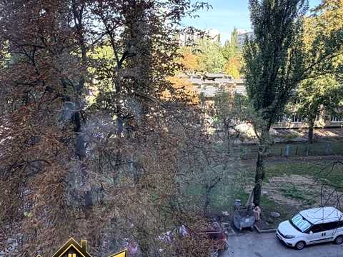 квартира за адресою Леся Курбаса просп., 12-В
