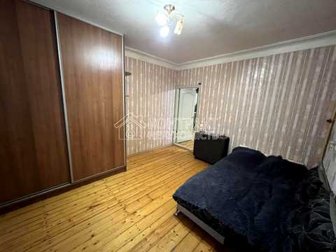 квартира за адресою Глобинська вул. (Маршала Батицького), 21