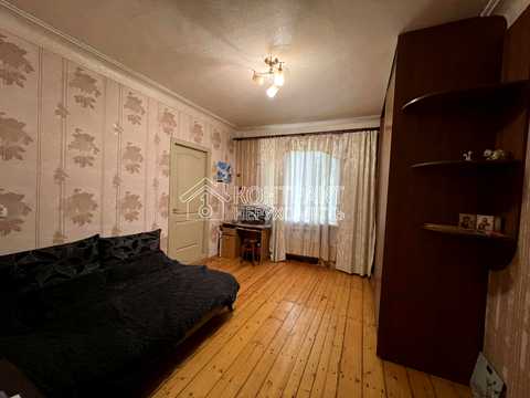 квартира за адресою Глобинська вул. (Маршала Батицького), 21