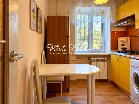 квартира по адресу Елены Телиги ул., 15