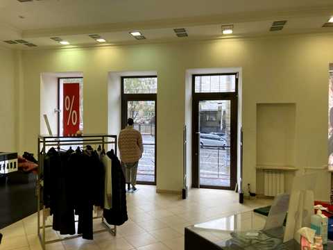 комерційна за адресою Антоновича вул. (Горького), 38-А