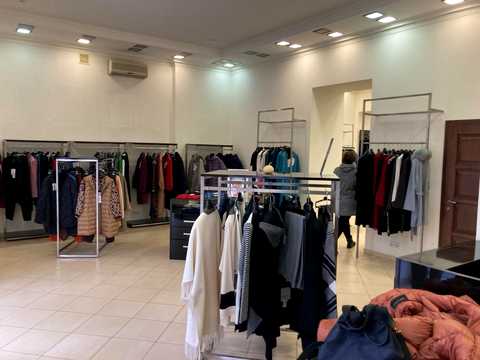 комерційна за адресою Антоновича вул. (Горького), 38-А