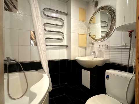 квартира за адресою Володимира Івасюка просп. (Героїв Сталінграду), 35