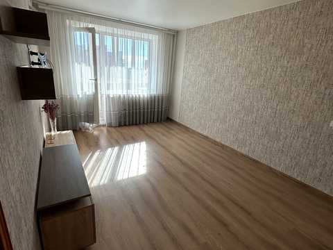 квартира по адресу Андрея Мельника ул., 8