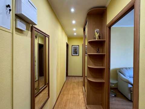 квартира за адресою Андрія Малишка вул., 9