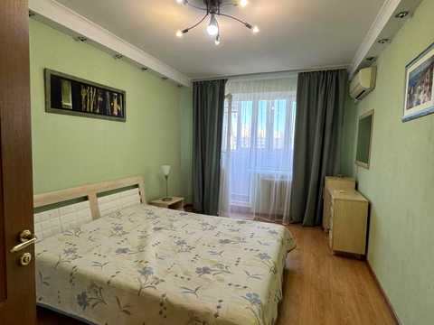 квартира за адресою Андрія Малишка вул., 9
