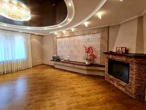 будинок за адресою Франка