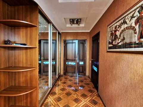 будинок за адресою Франка