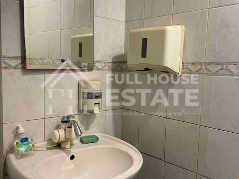 комерційна за адресою Бессарабська пл., 5