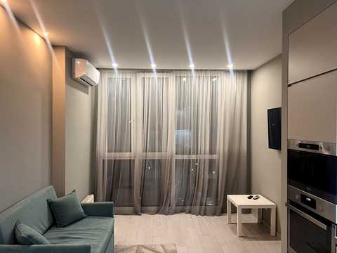 квартира за адресою Салютна вул., (Будинок 04501-04504)