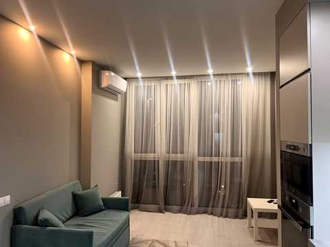 квартира за адресою Салютна вул., (Будинок 04501-04504)