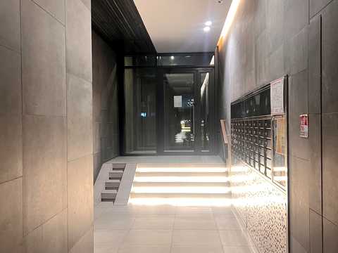 квартира за адресою Салютна вул., (Будинок 04501-04504)