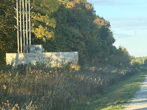 ділянка за адресою с. Великий Кунинець, Шкільна