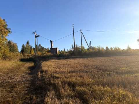 ділянка за адресою с. Великий Кунинець, Шкільна