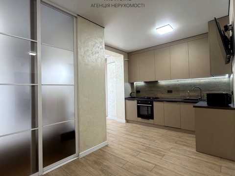 квартира за адресою Яблунева вул., (вул. Боголюбова, 50)