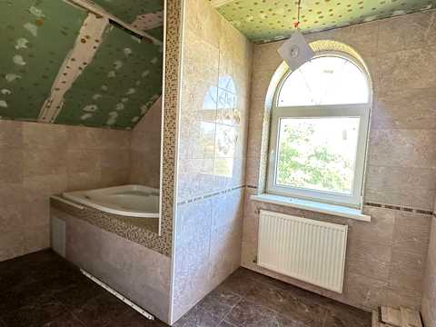 будинок за адресою Вишнева, 9