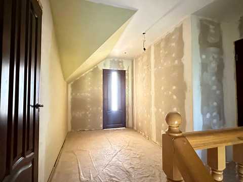 будинок за адресою Вишнева, 9