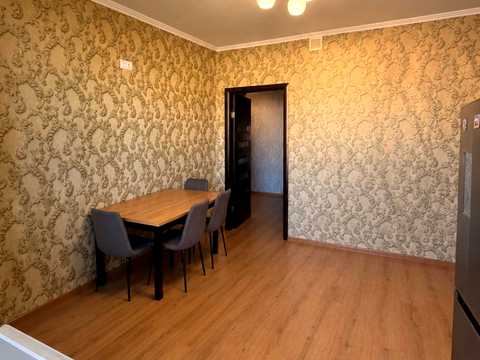 квартира за адресою Будівельників вул., 14