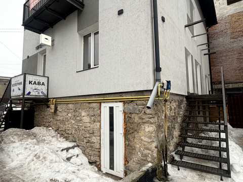коммерческая по адресу Базарная ул., 7