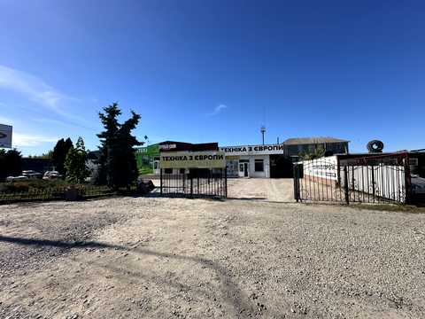 комерційна за адресою Покровська вул., 239в