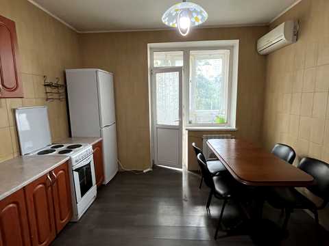 квартира за адресою Степана Руданського вул., 4-6