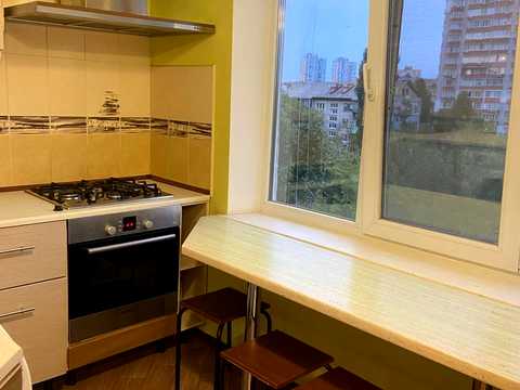 квартира за адресою Сергія Набоки вул. (Бажова), 2