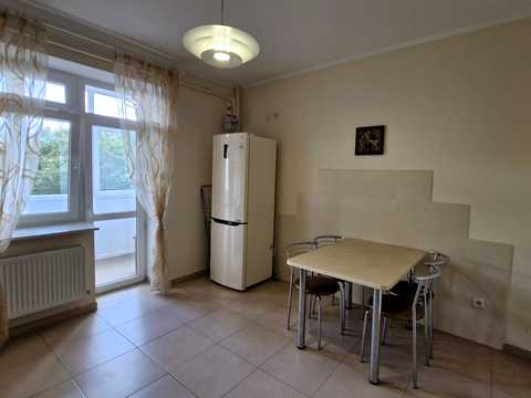 квартира по адресу Жасминовая ул., 11