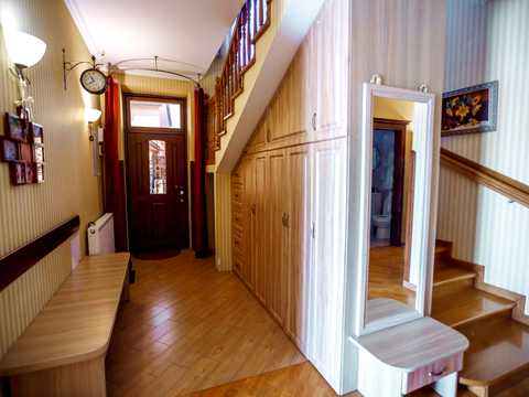 будинок за адресою Богдана Хмельницького вул., 215