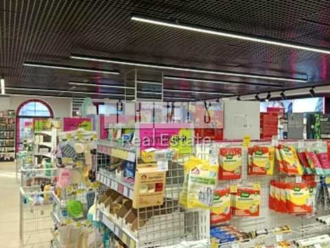 комерційна за адресою Костянтинівська вул., 2а