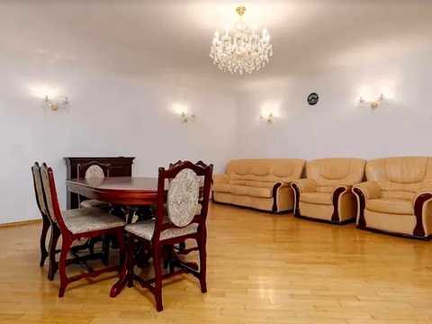 квартира по адресу Червоной Калины просп., 1