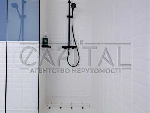 дом по адресу Київська