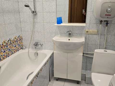 квартира по адресу Олены Пчилки ул., 2-Б