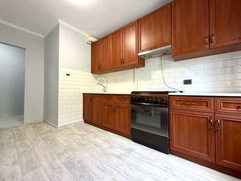 квартира за адресою Симоненка вул., 5